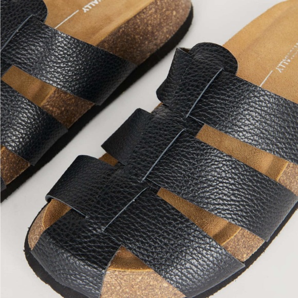 INTENTIONALLY BLANK Raft Fisherman Sandal Black New - Picture 15 of 16